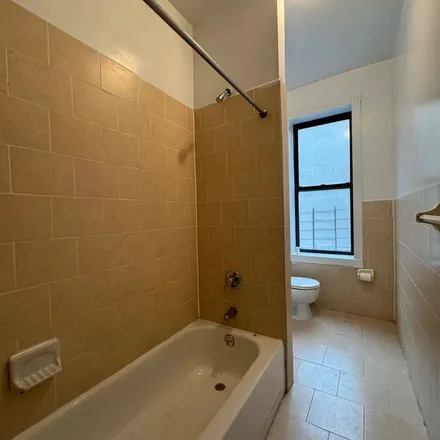 Image 7 - 255 Fort Washington Avenue, New York, NY 10032, USA - Apartment for rent