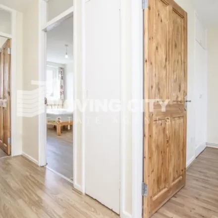 Image 7 - Mace Street, London, E2 0ST, United Kingdom - Apartment for rent