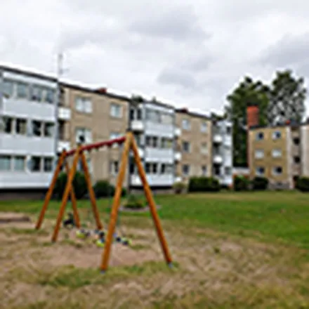 Rent this 3 bed apartment on Tallgatan in 693 30 Degerfors, Sweden