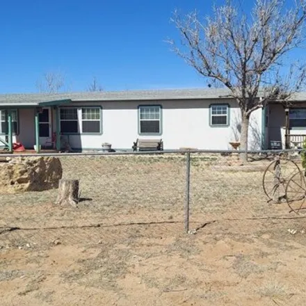 Buy this studio apartment on 467 Cole Road in Quay County, NM 88426