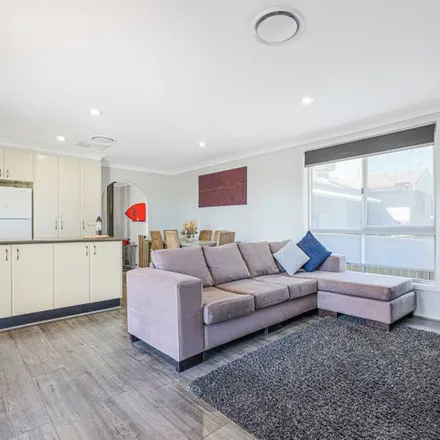 Rent this 4 bed apartment on 421-425 Peel Street in Tamworth NSW 2340, Australia
