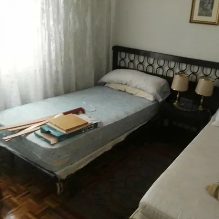 Rent this 3 bed apartment on Madrid in Arco Iris, Calle de Segovia