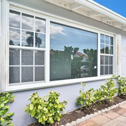 Rent this 2 bed house on 324 9th Avenue North in Lake Worth Beach, FL 33460
