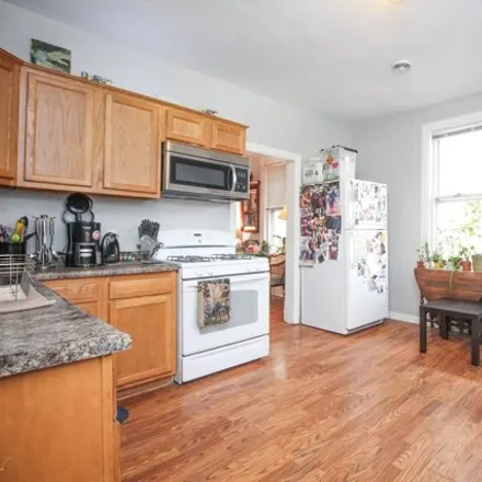 Buy this studio house on 2809 in 2811 North Bremen Street, Milwaukee