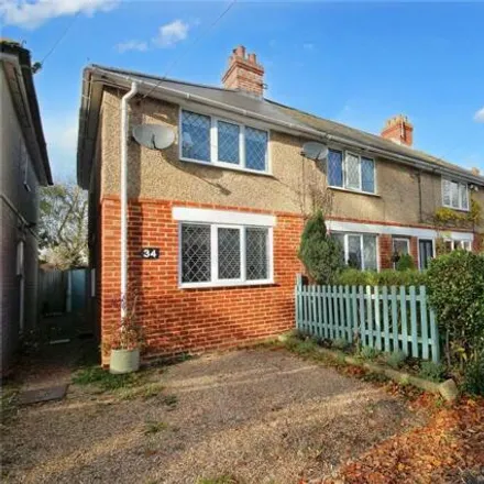 Buy this 2 bed house on Kingsburys Lane in Ringwood, Hampshire