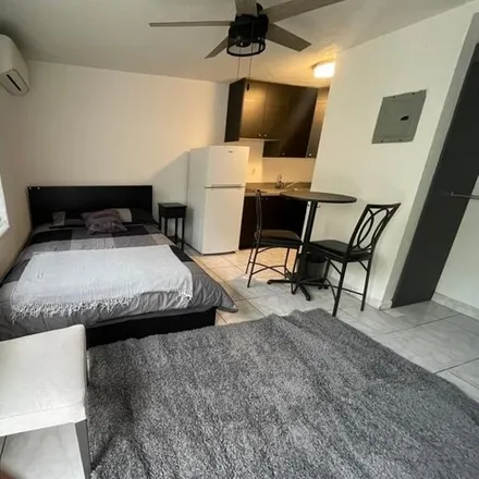 Rent this studio apartment on mien battyboycave in Northeast 15th Avenue, Fort Lauderdale