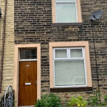 Rent this 2 bed townhouse on 104 Pine Street in Barrowford, BB9 9HN