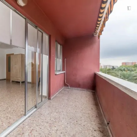 Image 3 - Avinguda del Cid, 46014 Valencia, Spain - Room for rent