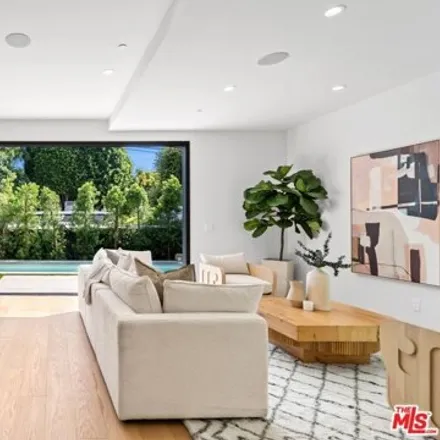 Image 1 - 9056 Harland Avenue, West Hollywood, CA 90069, USA - House for rent