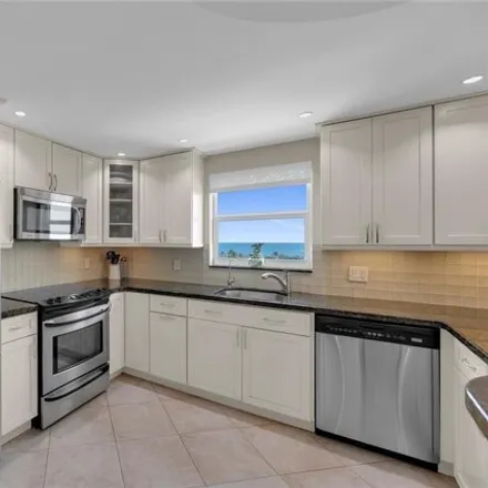 Image 3 - North Ocean Boulevard, Fort Lauderdale, FL 33308, USA - Condo for sale
