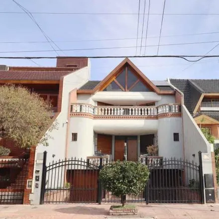 Buy this 3 bed house on Cañada de Gómez 1769 in Mataderos, C1440 ABE Buenos Aires