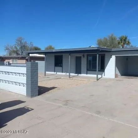 Buy this 3 bed house on 2045 East Canada Street in Tucson, AZ 85706