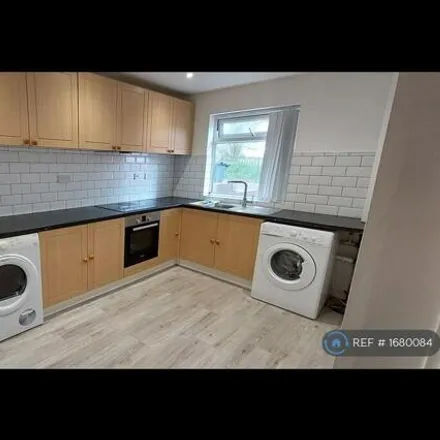 Rent this 2 bed townhouse on unnamed road in Birmingham, B18 5HH