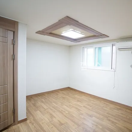 Image 2 - 서울특별시 서초구 반포동 716-9 - Apartment for rent