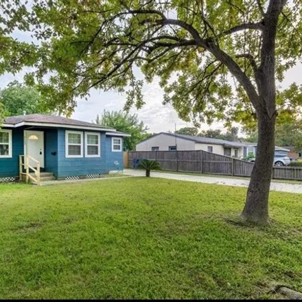 Rent this 2 bed house on 2156 4th Avenue North in Heights, Texas City