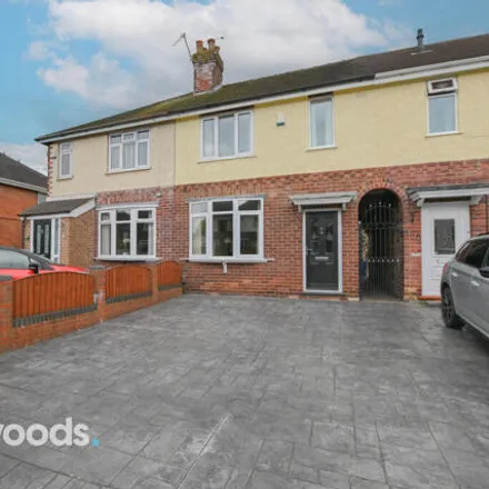 Buy this 2 bed townhouse on Collard Avenue in Newcastle-under-Lyme, ST5 9LH