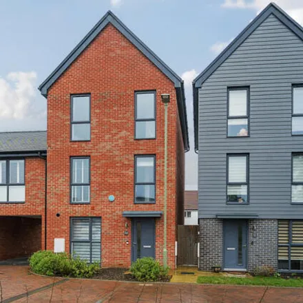 Buy this 3 bed townhouse on Douglas Drive in Whitehill, GU35 9FF
