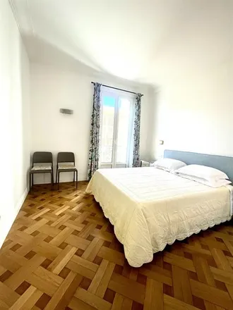 Image 5 - 24, bd. d'Italie - Apartment for sale