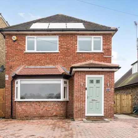 Buy this 3 bed house on 47 Amersham Road in Beaconsfield, HP9 2HB