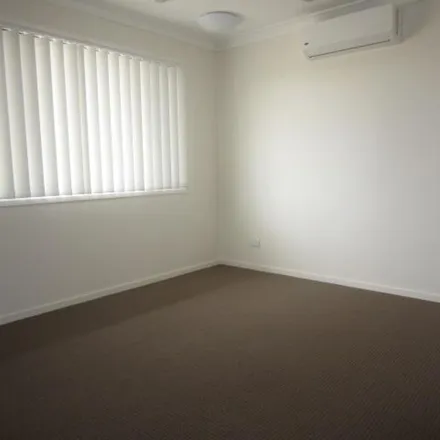 Image 7 - Catho Avenue, Mount Low QLD 4818, Australia - Apartment for rent