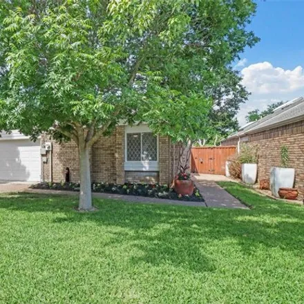 Buy this 3 bed house on 2716 Pinery Ln in Richardson, Texas
