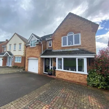 Buy this 4 bed house on Wincely Close in Daventry, NN11 0GG
