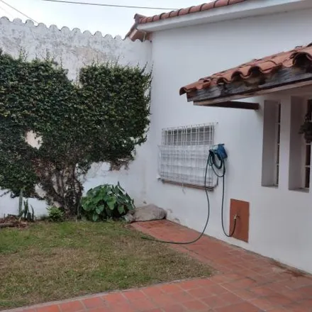 Buy this studio house on Montevideo 2217 in Obrero, Cordoba