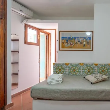 Image 9 - Via Isola di Lampedusa, Isola di Capo Rizzuto KR, Italy - House for rent