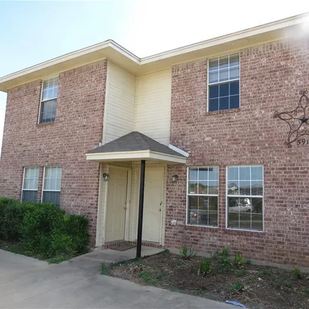 Rent this 2 bed duplex on 5910 Greengate Drive in Killeen, TX 76543