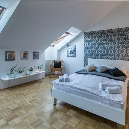 Rent this studio apartment on Favoritenstraße 192 in 1100 Vienna, Austria