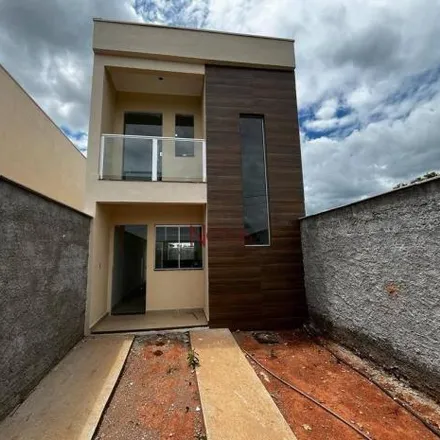 Buy this 2 bed house on Rua Alemanha in Mateus Leme - MG, Brazil