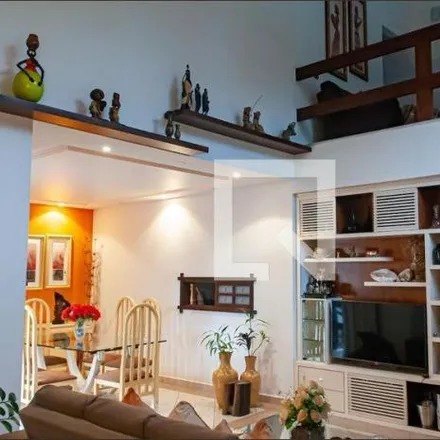 Buy this 6 bed house on Rua Alto Alegre in Pechincha, Região Geográfica Intermediária do Rio de Janeiro - RJ