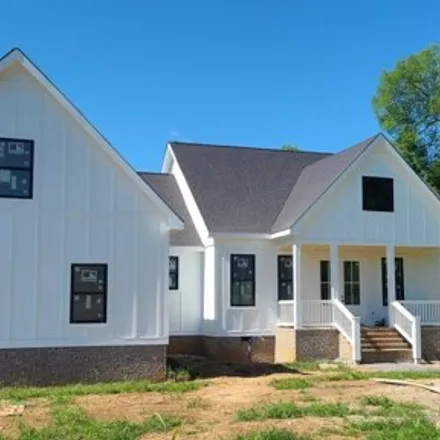 Buy this 4 bed house on 405 Burns Road in Bedford County, TN 37160