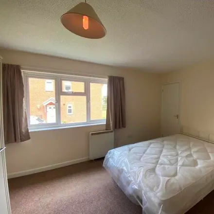 Image 7 - Mark Close, Redditch, B98 7DW, United Kingdom - Room for rent