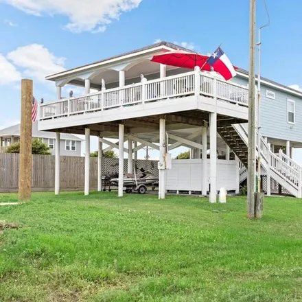 Buy this 3 bed house on 987 Smith Drive in Galveston County, TX 77617