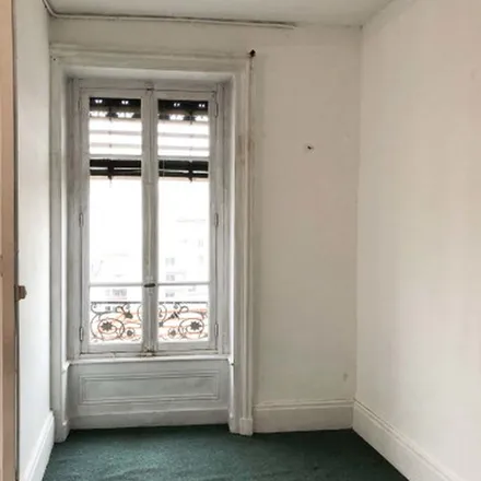 Image 2 - 3 Quai Perrache, 69002 Lyon, France - Apartment for rent