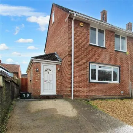 Buy this 2 bed house on 24 Shortwood Road in Bristol, BS13 0QW