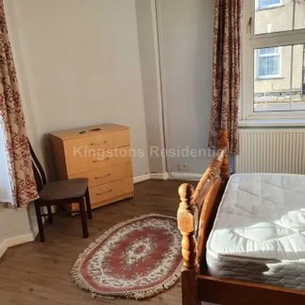 Image 2 - Moira House, Moira Place, Cardiff, CF24 0ER, United Kingdom - Townhouse for rent