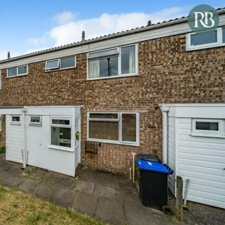 Buy this 3 bed townhouse on Prince Charles Close in Southwick, BN42 4PS
