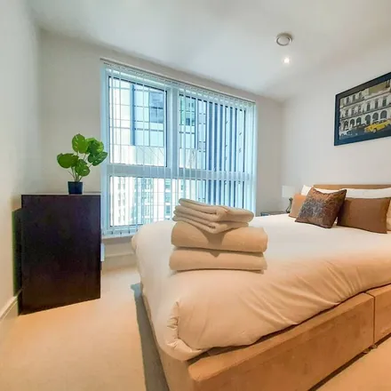 Rent this 1 bed condo on London in E14 9BL, United Kingdom