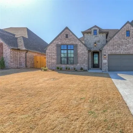 Buy this 3 bed house on East Northhampton Street in Broken Arrow, OK 74314