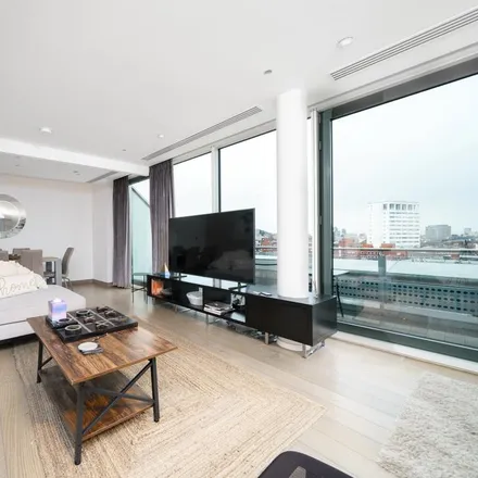 Rent this 3 bed apartment on Burger & Lobster in 10 Wardour Street, London