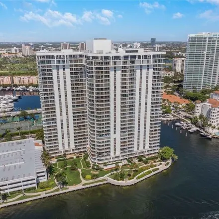 Buy this 4 bed condo on 19707 Turnberry Way in Aventura, FL 33180