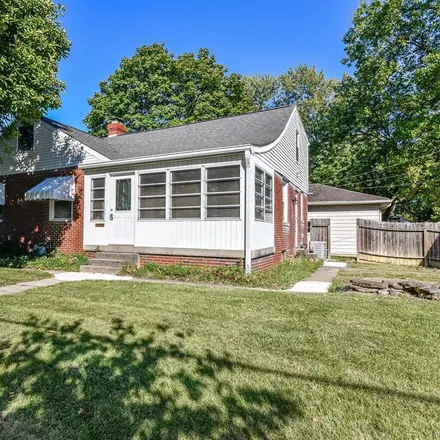 Buy this studio house on 1678 North Pasadena Street in Indianapolis, IN 46219