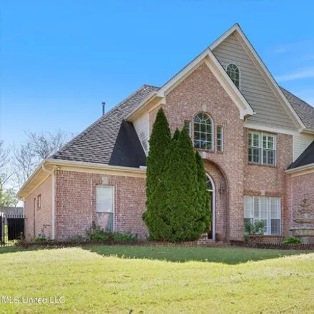 Buy this 5 bed house on 8292 Montrose Drive in Olive Branch, MS 38654