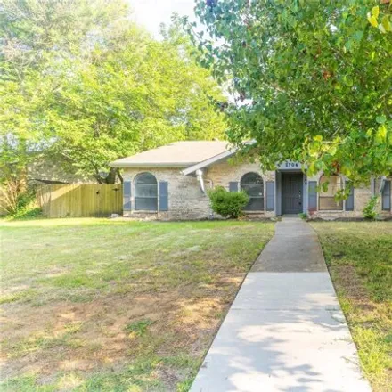 Rent this 3 bed house on 2692 Countess Drive in Plano, TX 75074
