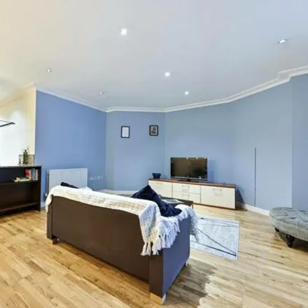 Buy this 1 bed apartment on 38a Putney Hill in London, SW15 6BG