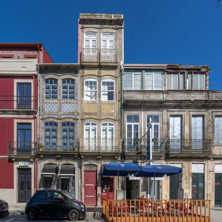 Rent this 1 bed apartment on Jardim de São Lázaro in Rua do Morgado de Mateus, 4000-508 Porto