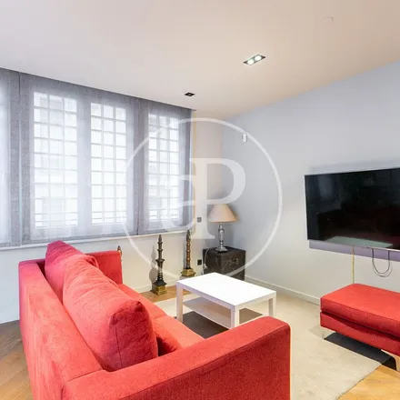 Rent this 3 bed apartment on Via Laietana - Pl. Ramon Berenguer in Via Laietana, 08001 Barcelona