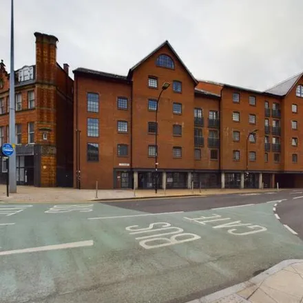 Image 1 - City Wharf, Nursery Street, Sheffield, S3 8HD, United Kingdom - Apartment for sale